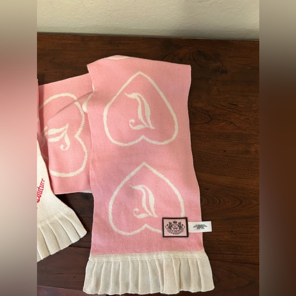 Vintage Juicy Couture wool scarf - Picture 2 of 6